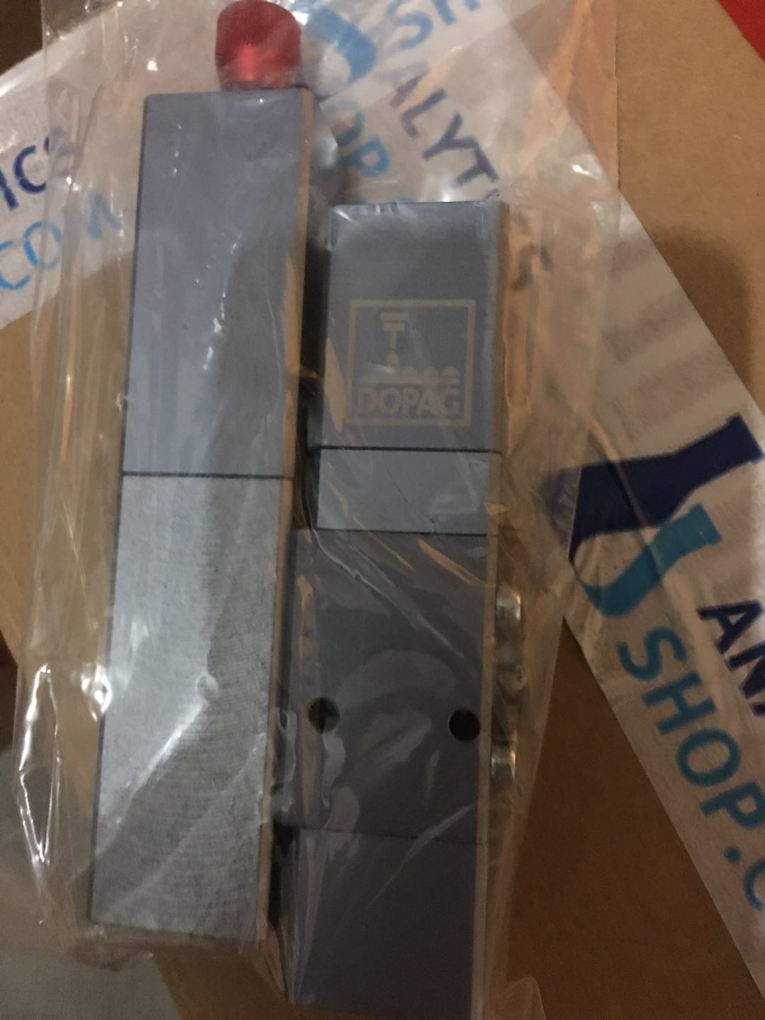 VISHAY	传感器	AST-3P 莘默邹工/优势询价