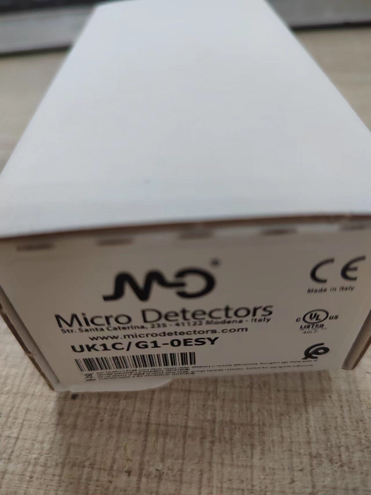 ī M D    UK1C/G1-0ESY