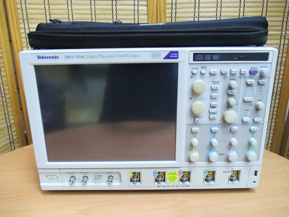 ŻճTektronixDPO7354C̩ӫʾ3.5ghz4ͨ